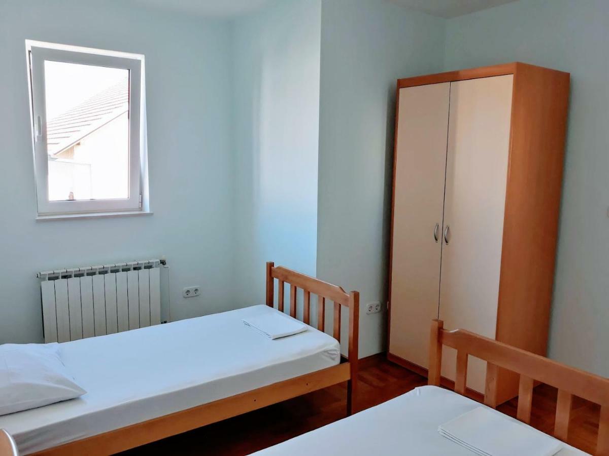 Apartments Andela Sveti Filip i Jakov Zewnętrze zdjęcie